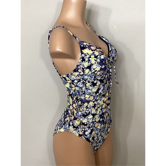 New. Red Carter floral and citrus swimsuit. Retails $179. Medium - Picture 6 of 14